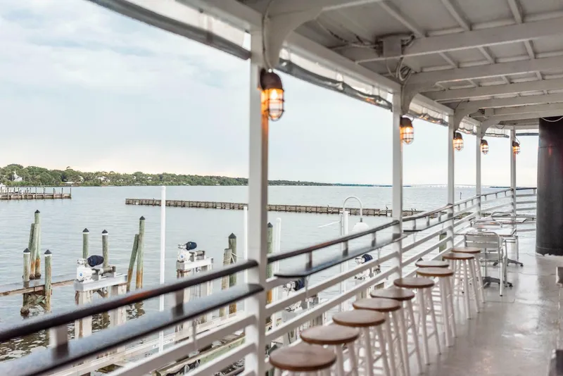 Slide: The Image of Commercial Vinette 99 Paddle Wheel 1984 - 5198916