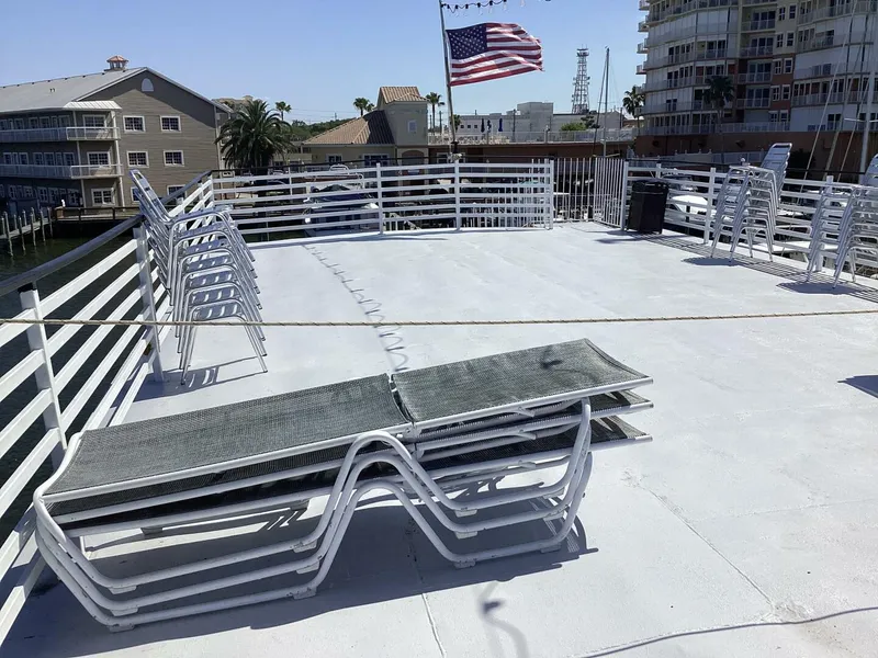 Slide: The Image of Custom Vinette 99 Paddle Wheel 1984 - 5220541