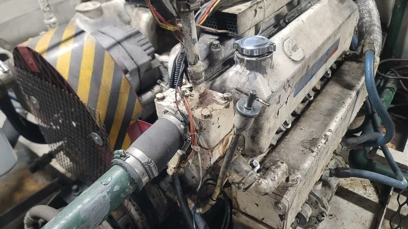 Slide: The Image of Custom Vinette 99 Paddle Wheel 1984 - 5220883