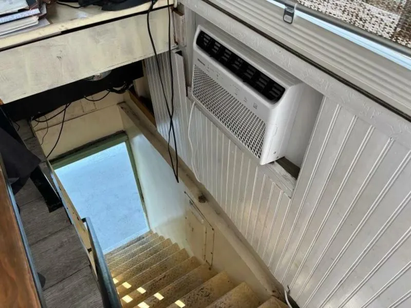 Slide: The Image of Custom Vinette 99 Paddle Wheel 1984 - 5229016