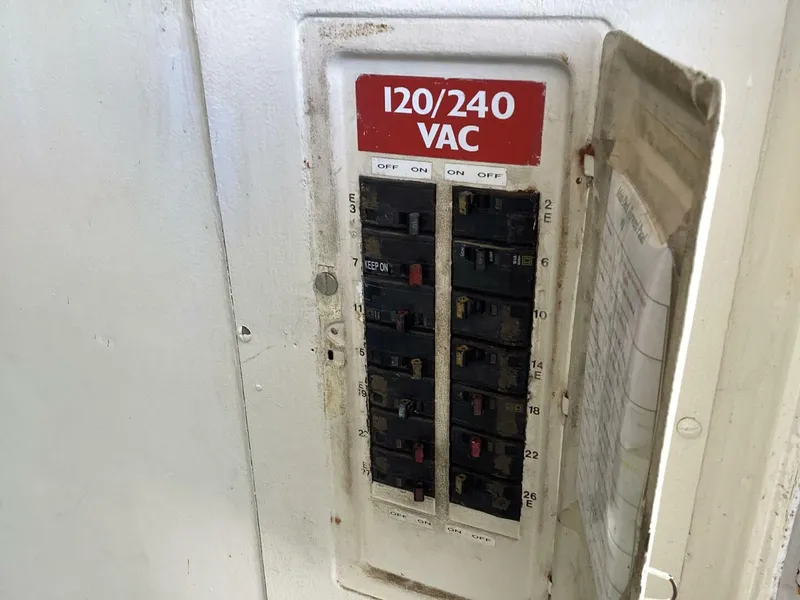 Slide: The Image of Custom Vinette 99 Paddle Wheel 1984 - 5220254