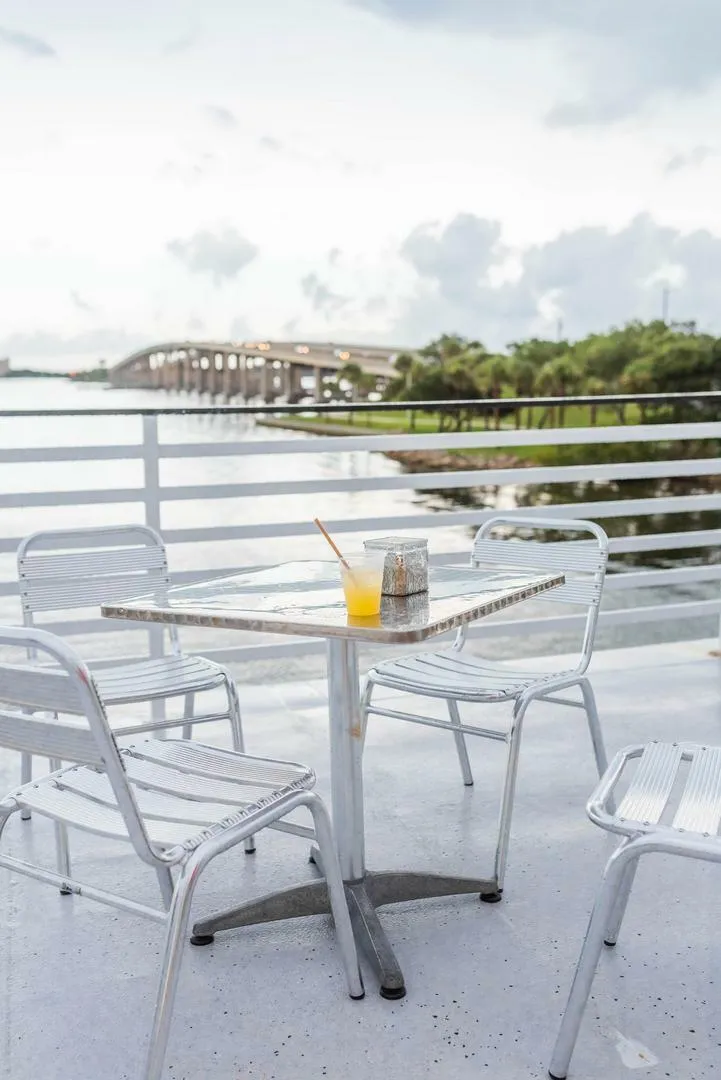 Slide: The Image of Custom Vinette 99 Paddle Wheel 1984 - 5198925