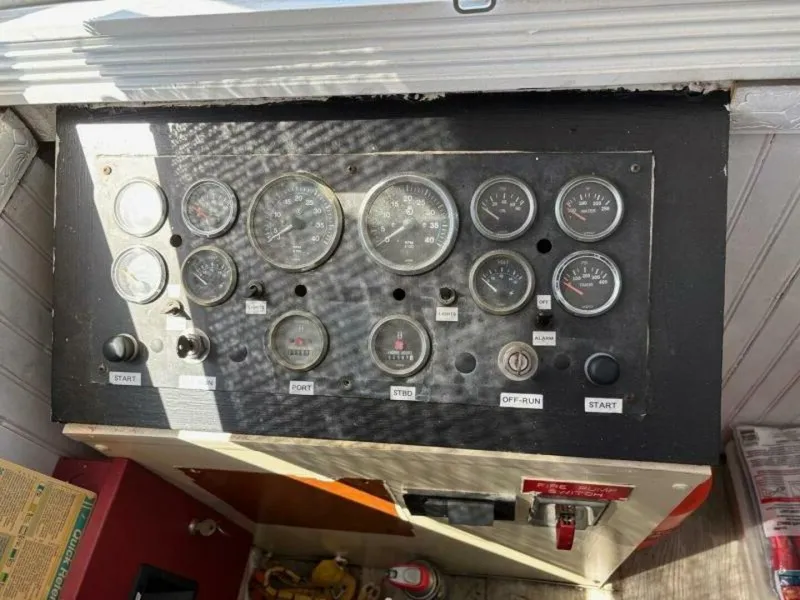 Slide: The Image of Custom Vinette 99 Paddle Wheel 1984 - 5229006