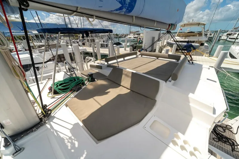 Slide: The Image of Bali 4.2 2022 - 5197072