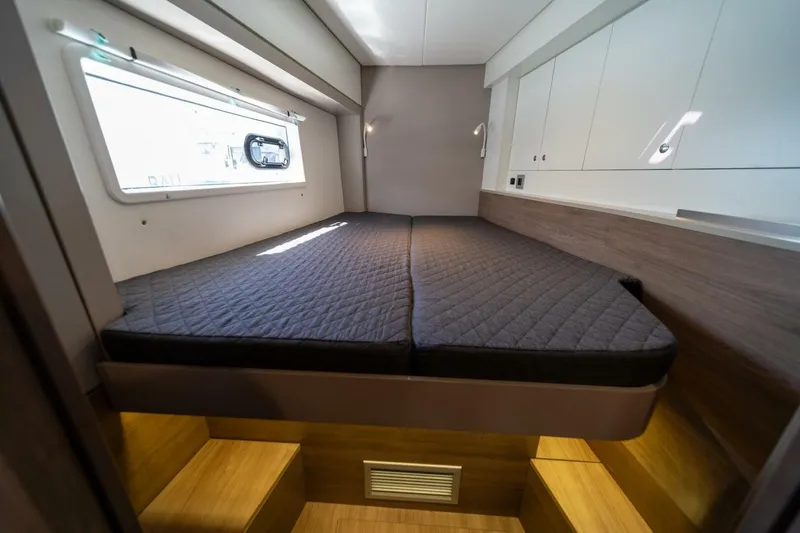 Slide: The Image of Bali 4.2 2022 - 5197092