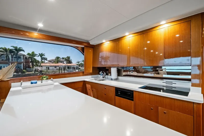 Slide: The Image of 2002 61 Viking Convertible - Saltwater Cowboy  - 5200986