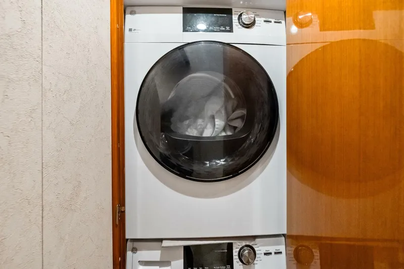 Slide: The Image of 2002 61 Viking Convertible - Saltwater Cowboy  - 5201027