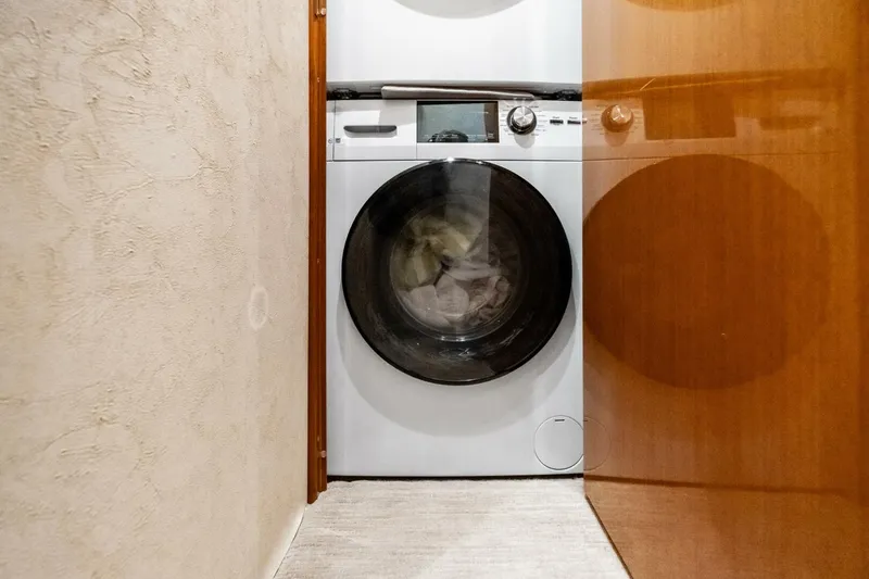 Slide: The Image of 2002 61 Viking Convertible - Saltwater Cowboy  - 5201028