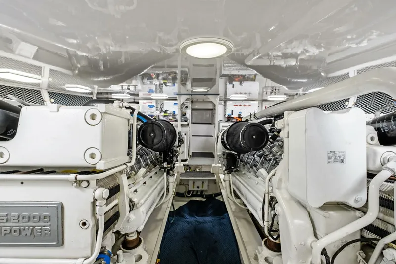 Slide: The Image of 2002 61 Viking Convertible - Saltwater Cowboy  - 5201069