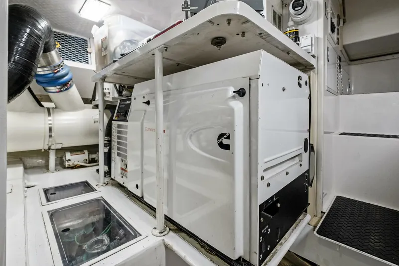 Slide: The Image of 2002 61 Viking Convertible - Saltwater Cowboy  - 5201087