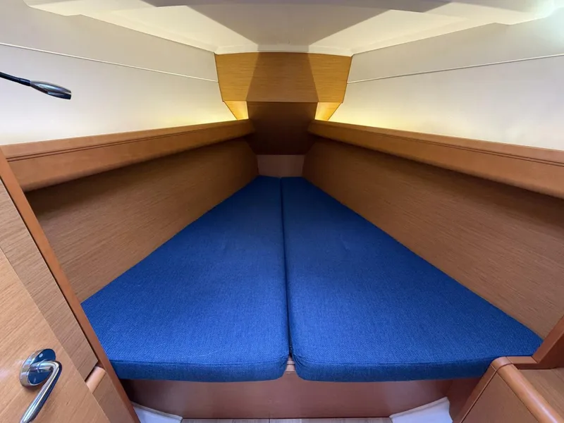 Slide: The Image of Jeanneau Sun Odyssey 389 2018 - 5965380