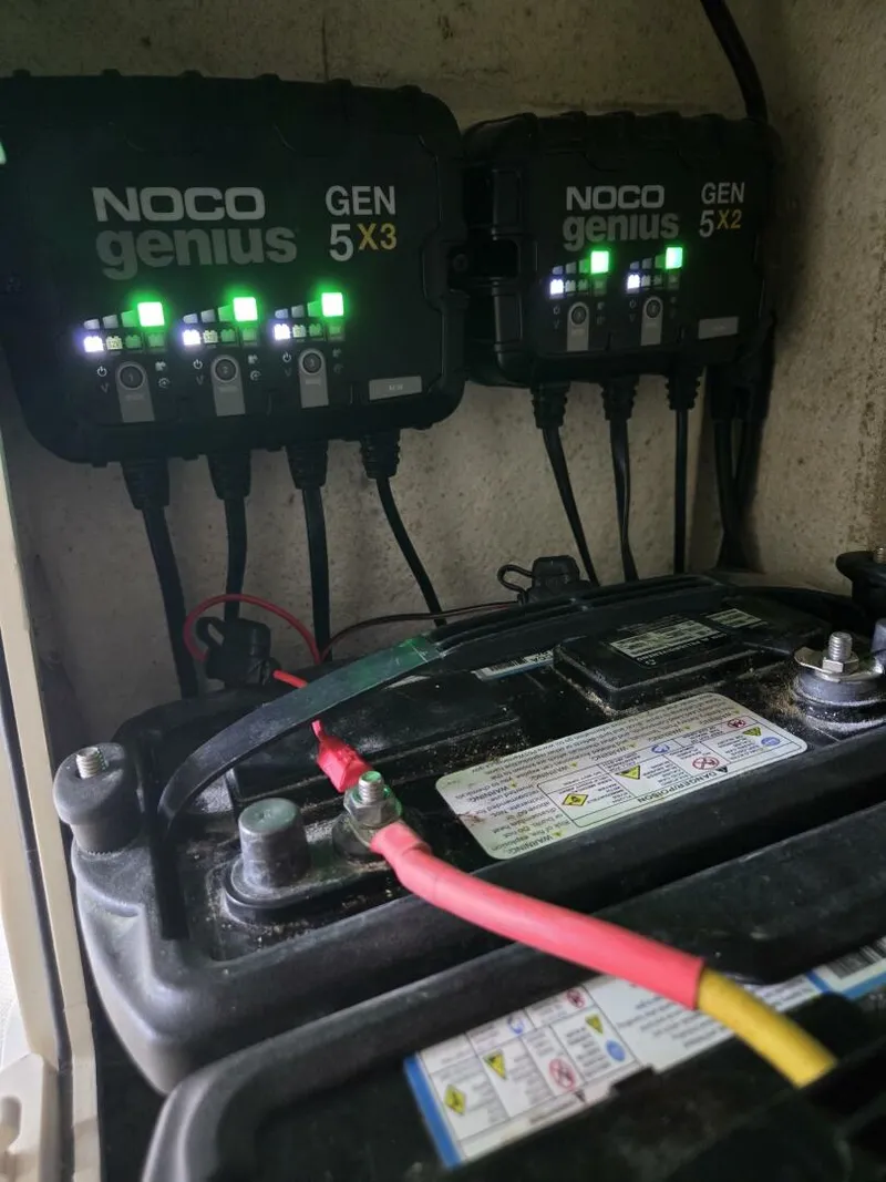 Slide: The Image of Sea Born LX22 Center Console 2021 - 5198629