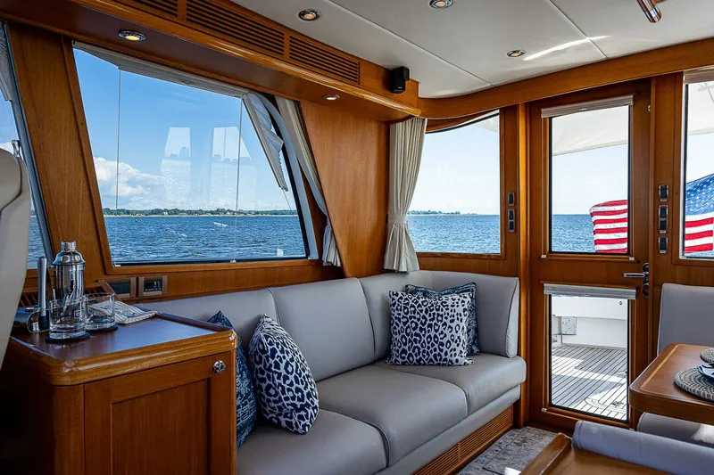 Slide: The Image of Grand Banks Eastbay 46 SX 2012 - 5203695