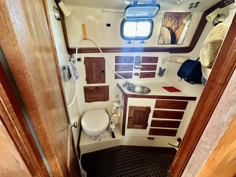 Slide: The Image of Bristol 40 1981 - 5199070