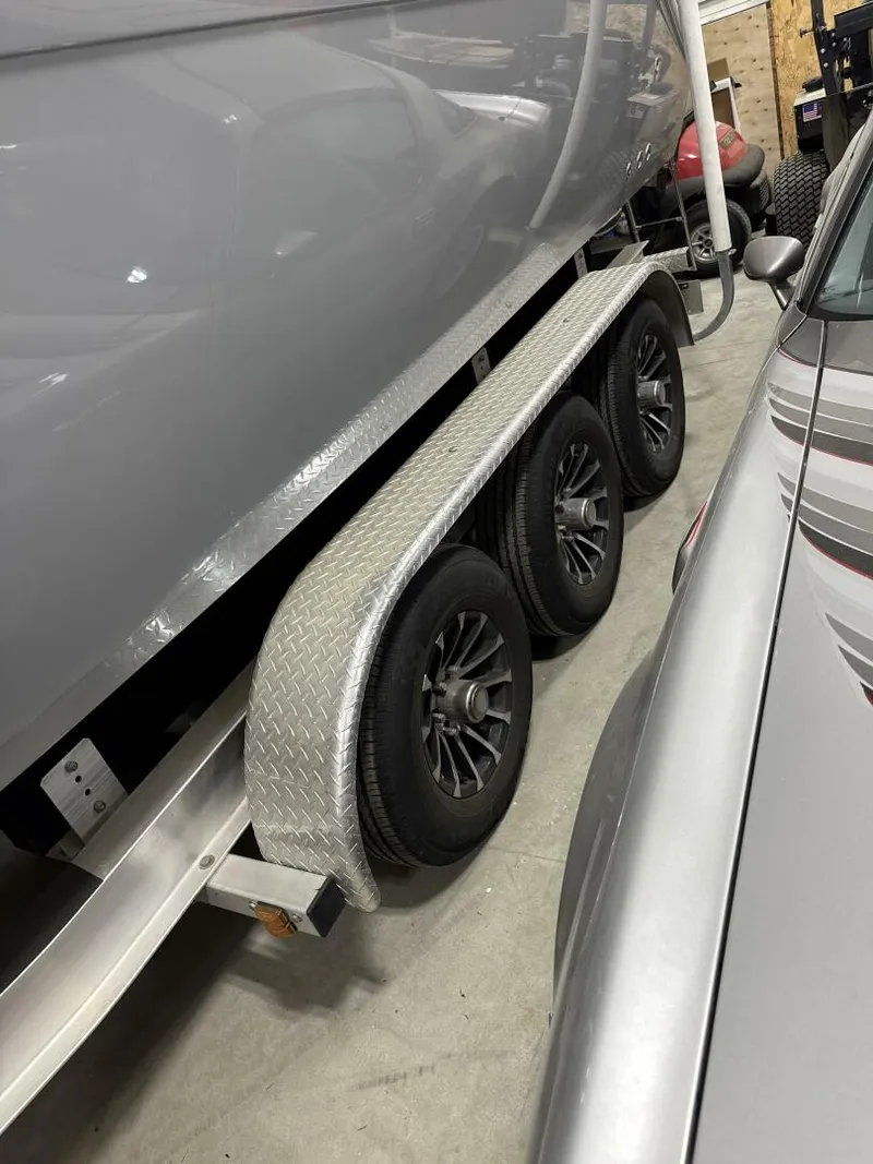 Slide: The Image of Cobia 301 CC 2023 - 5294542