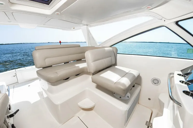 Slide: The Image of Tiara 4300 Open 2014 - 5200434