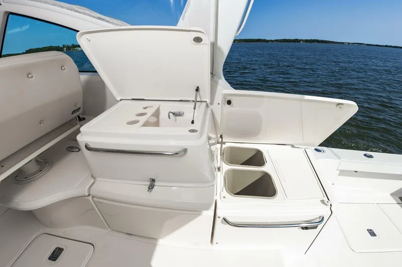 Slide: The Image of Tiara 4300 Open 2014 - 5200437