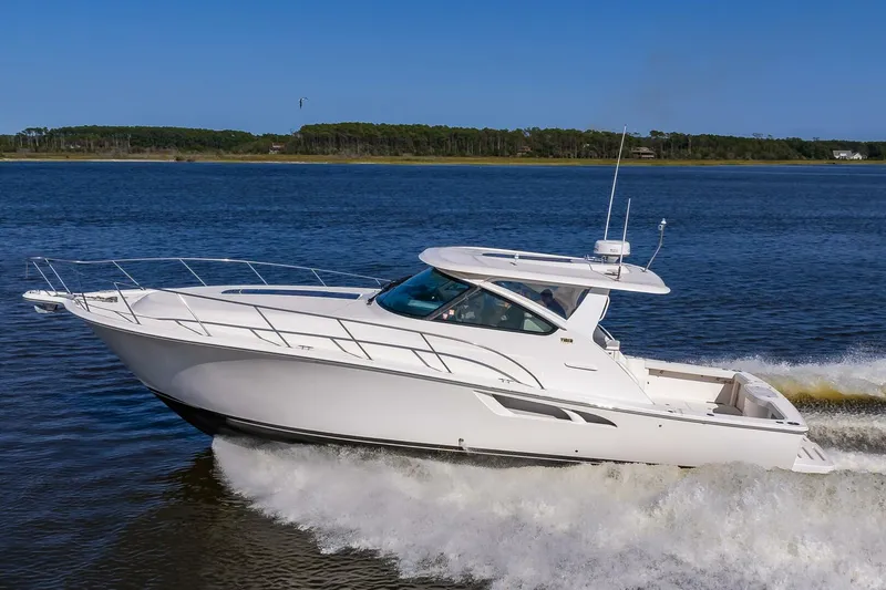 Slide: The Image of Tiara 4300 Open 2014 - 5200428