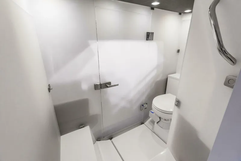 Slide: The Image of Axopar XC Cross Cabin 2025 - 5201995