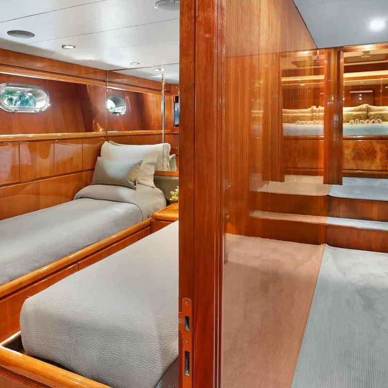 Slide: The Image of Hargrave Sky Lounge 2003 - 5464564