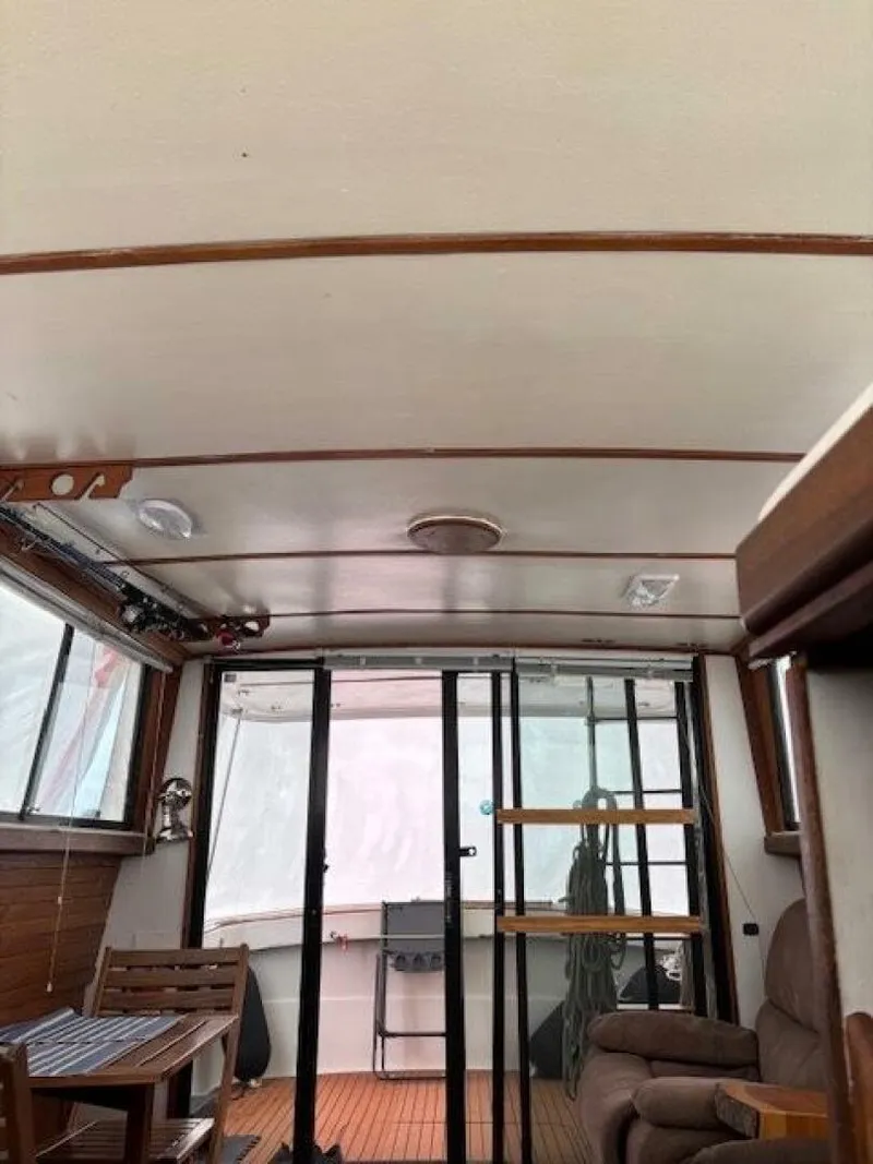 Slide: The Image of Mainship 34 Sedan 1978 - 5202659