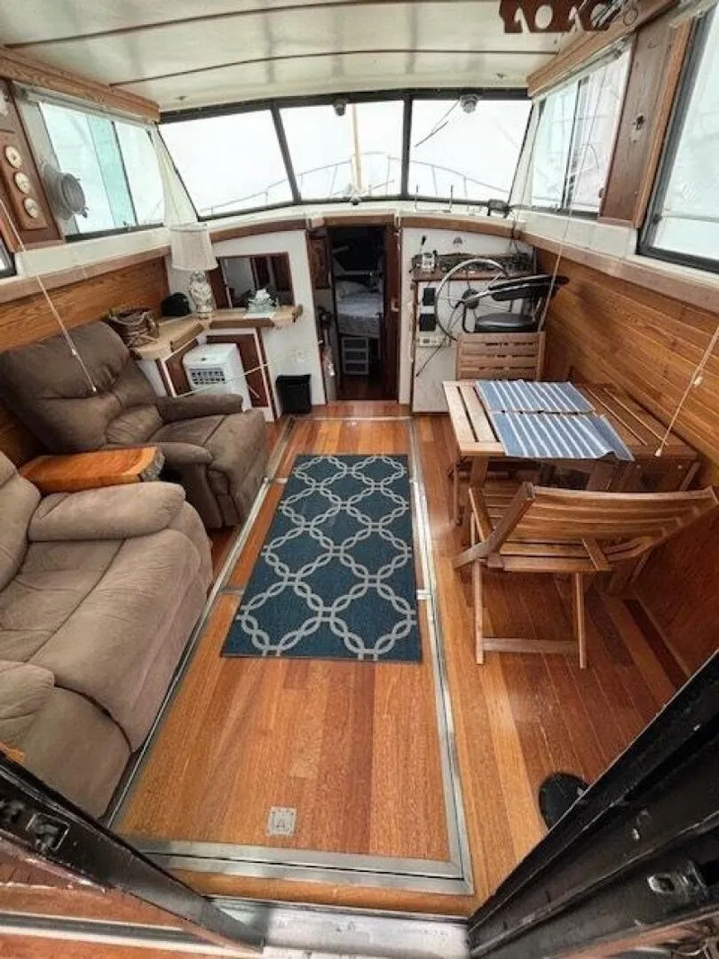 Slide: The Image of Mainship 34 Sedan 1978 - 5202660