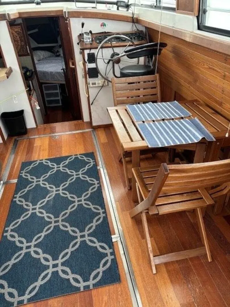 Slide: The Image of Mainship 34 Sedan 1978 - 5202662