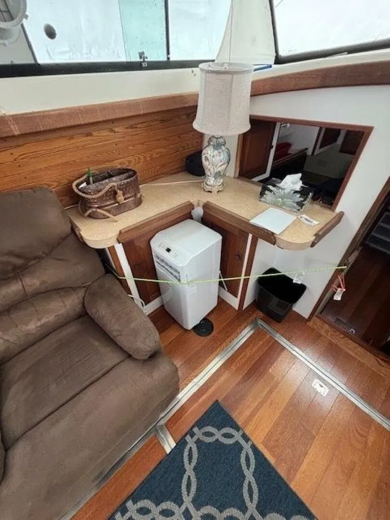 Slide: The Image of Mainship 34 Sedan 1978 - 5202665