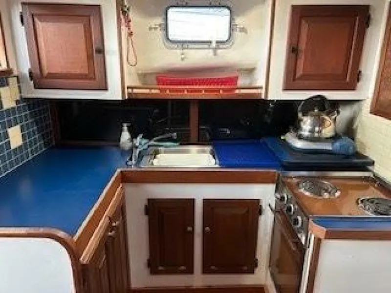 Slide: The Image of Mainship 34 Sedan 1978 - 5202670