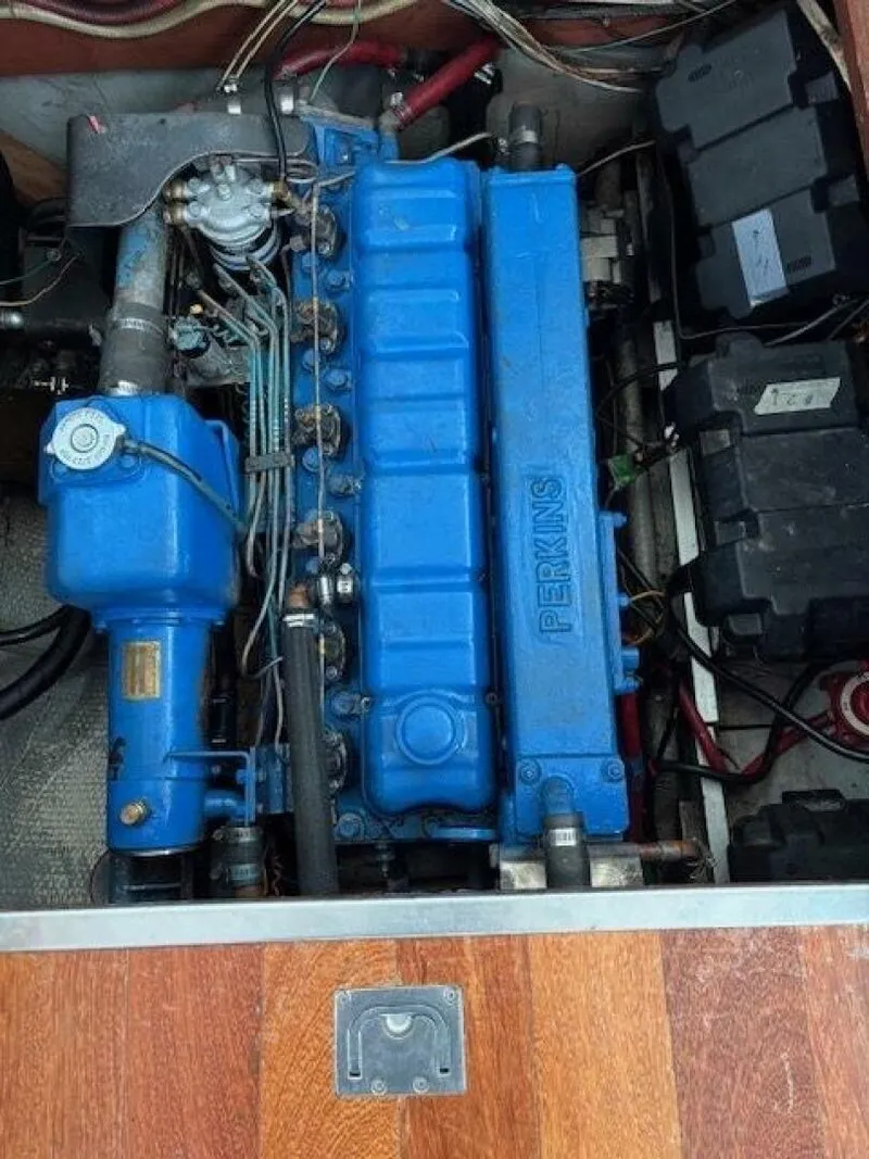 Slide: The Image of Mainship 34 Sedan 1978 - 5202678