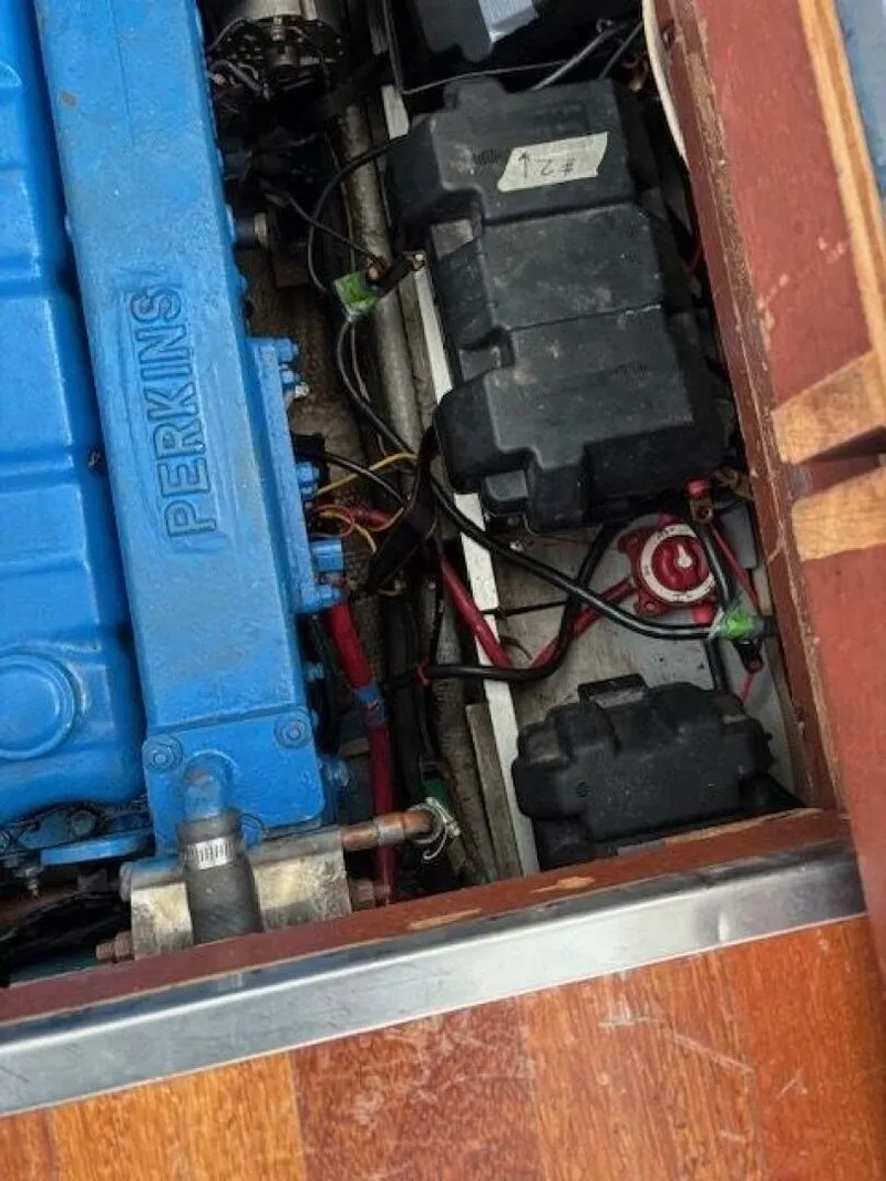 Slide: The Image of Mainship 34 Sedan 1978 - 5202681