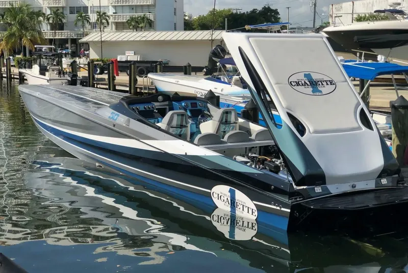 Slide: The Image of Cigarette 50 2011 - 5202677