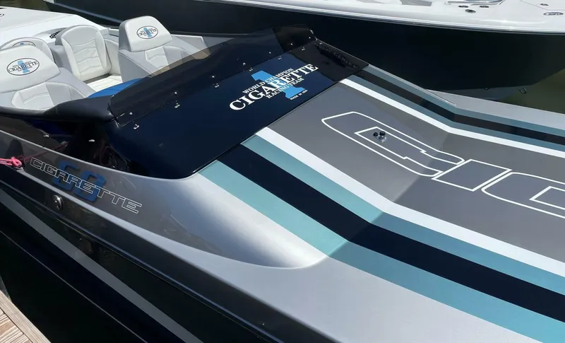 Slide: The Image of Cigarette 50 2011 - 5202680