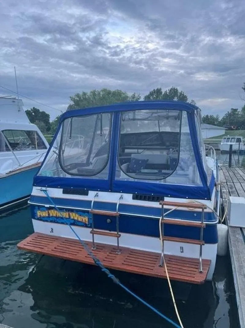 Slide: The Image of Regal 277 Commodore 1987 - 5203202