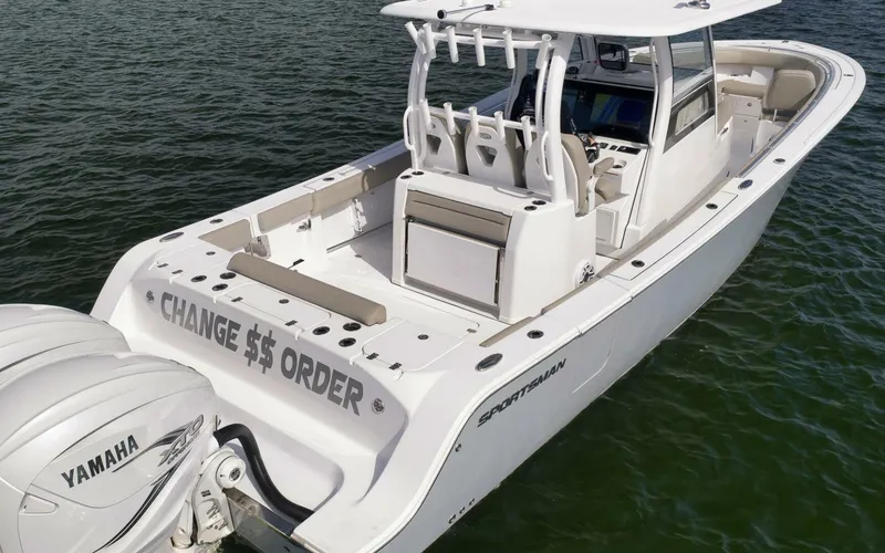 Slide: The Image of Sportsman 352 2022 - 5518472