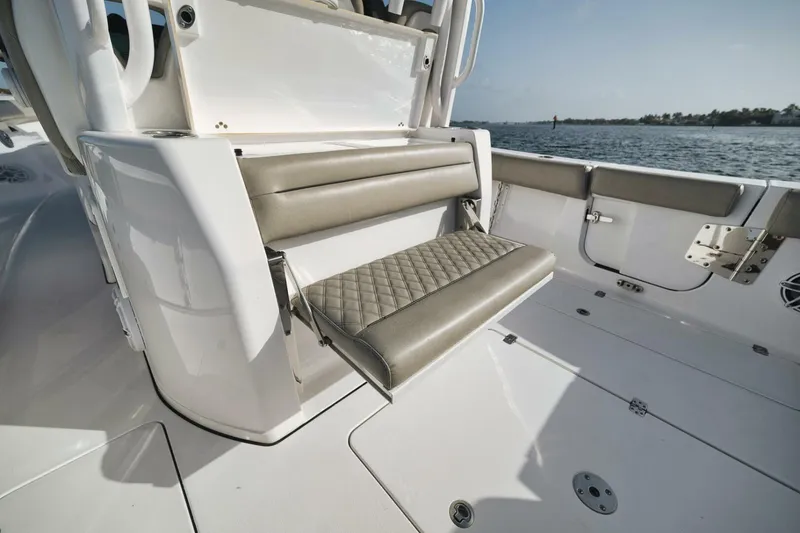 Slide: The Image of Sportsman 352 2022 - 5518477