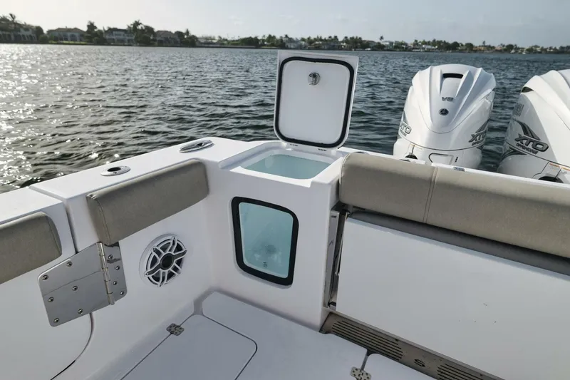 Slide: The Image of Sportsman 352 2022 - 5518485