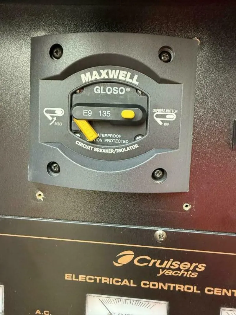 Slide: The Image of Cruisers 3672 Express 2001 - 5214306