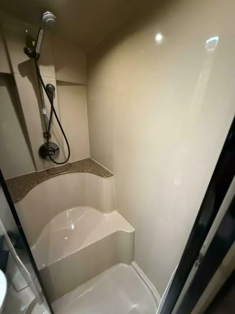 Slide: The Image of Cruisers 3672 Express 2001 - 5214329