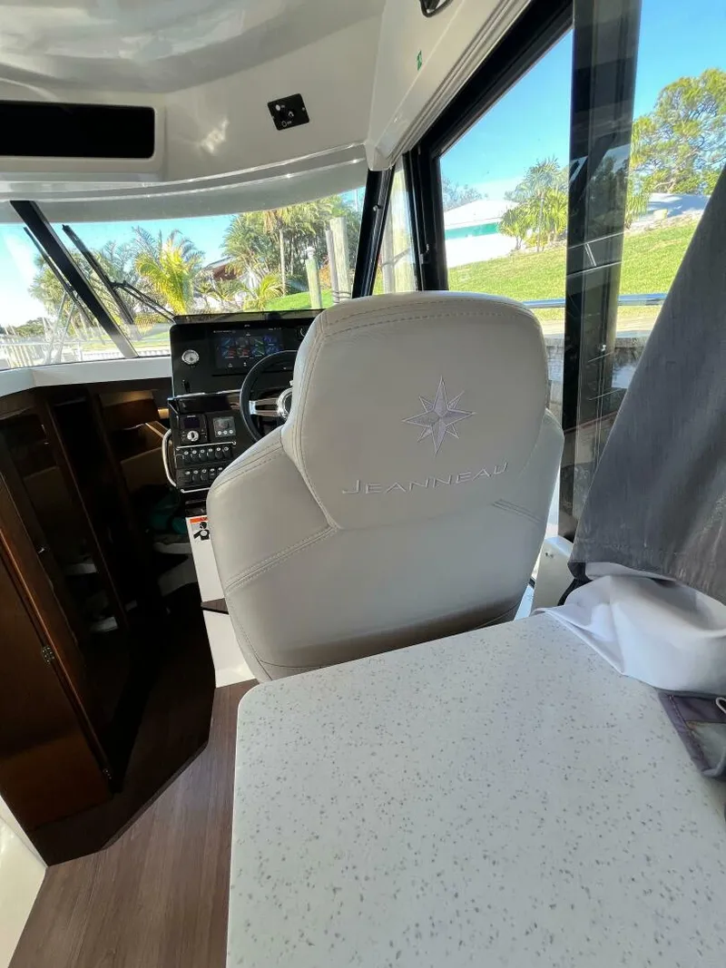 Slide: The Image of Jeanneau NC 1095 2021 - 5203748