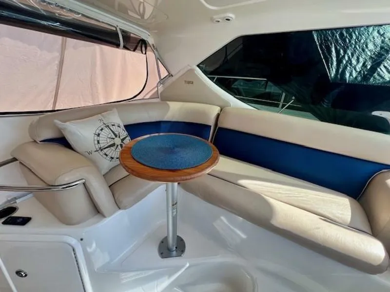 Slide: The Image of Tiara 3900 Sovran 2007 - 5204014