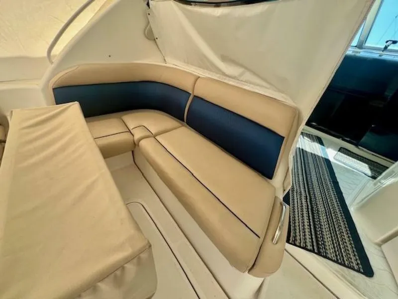 Slide: The Image of Tiara 3900 Sovran 2007 - 5204000