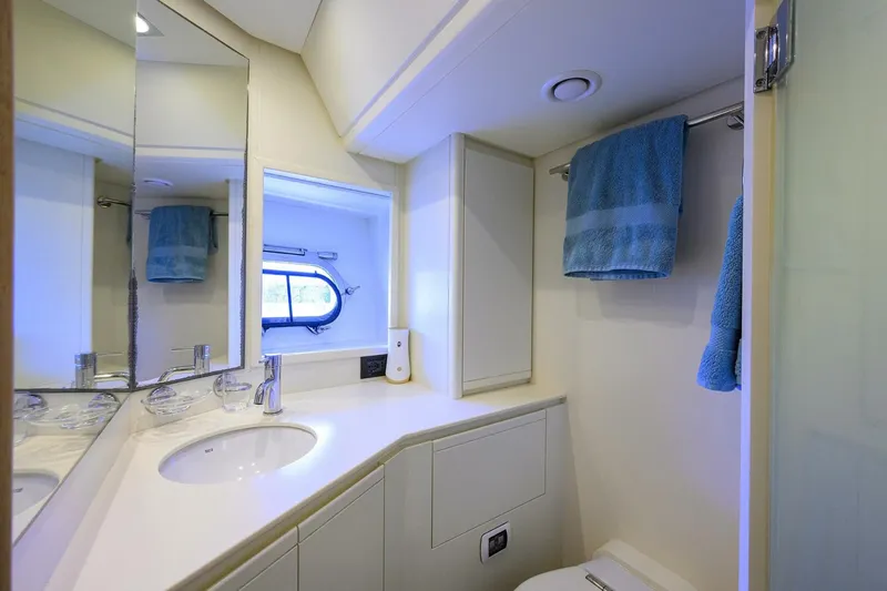 Slide: The Image of Crew Quarters - 5204388