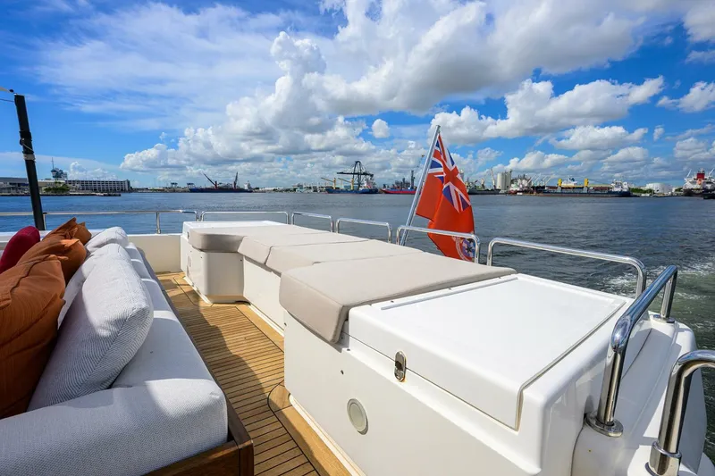 Slide: The Image of Second Deck Davit Cabinet - 5204466