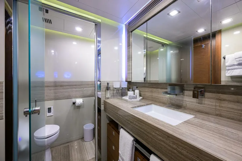 Slide: The Image of Guest Head- Lower Port - 5204298