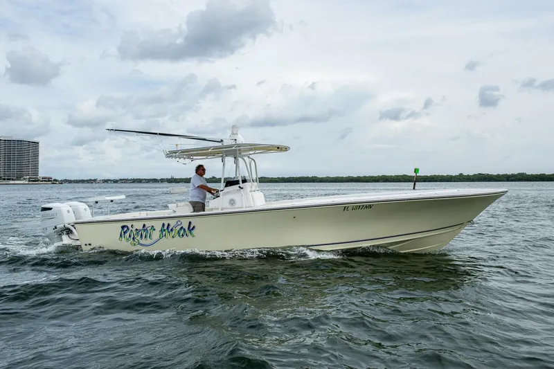 Slide: The Image of SeaCraft SC32 Master Angler 2001 - 5204426