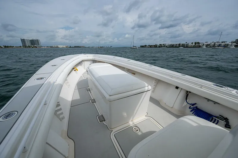 Slide: The Image of SeaCraft SC32 Master Angler 2001 - 5204417