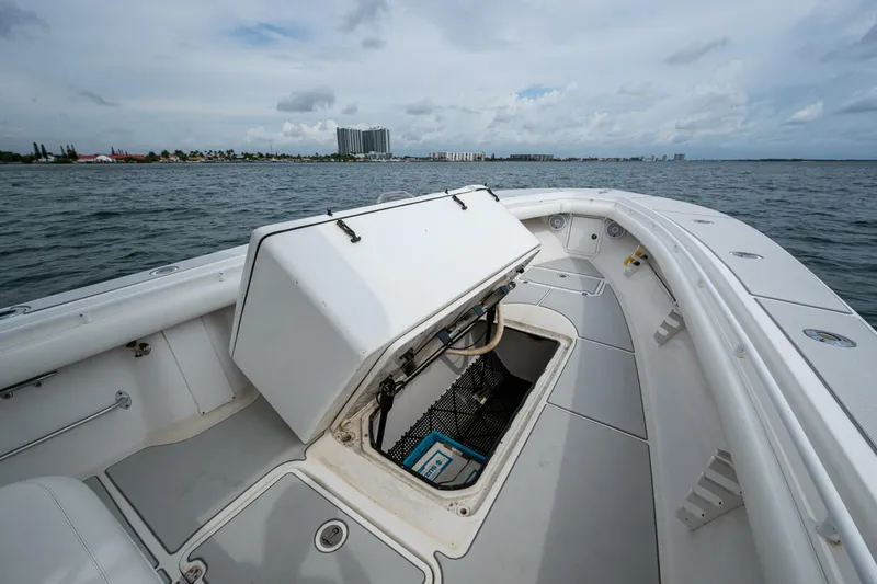 Slide: The Image of SeaCraft SC32 Master Angler 2001 - 5204418