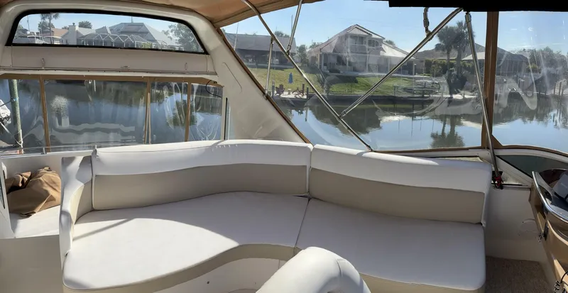 Slide: The Image of Flybridge seating - 5215235