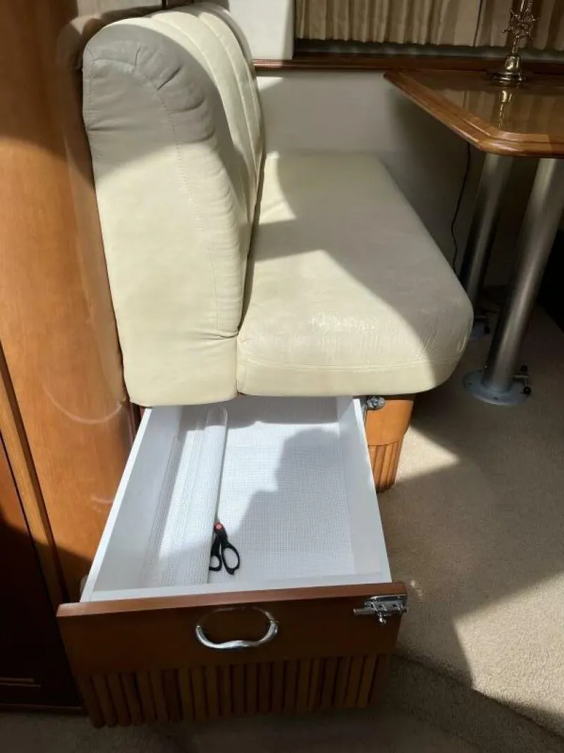 Slide: The Image of Dinette storage - 5215312